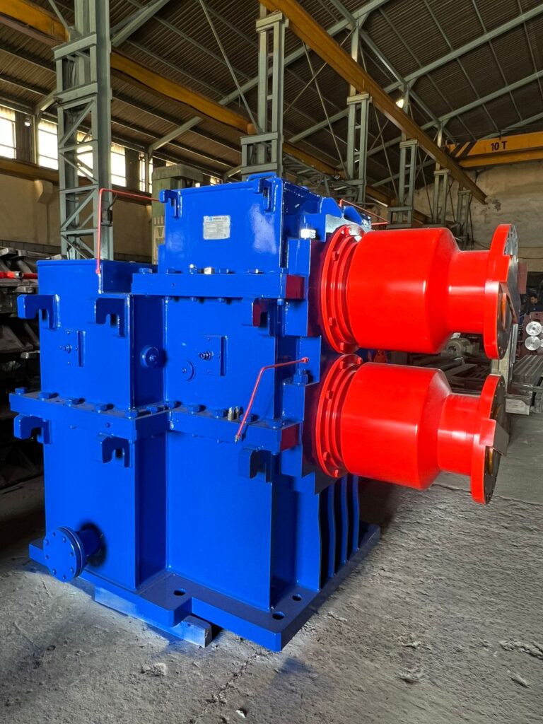 Reduction gearbox, pinion gearbox